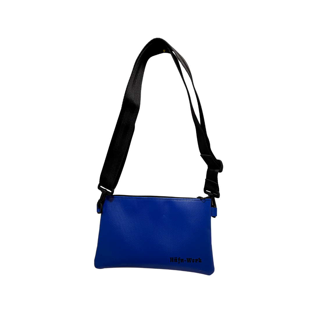 Cross-Body Bag "Ferdinand" in Blau mit Aufdruck "Häfn Werk" – Bild 2